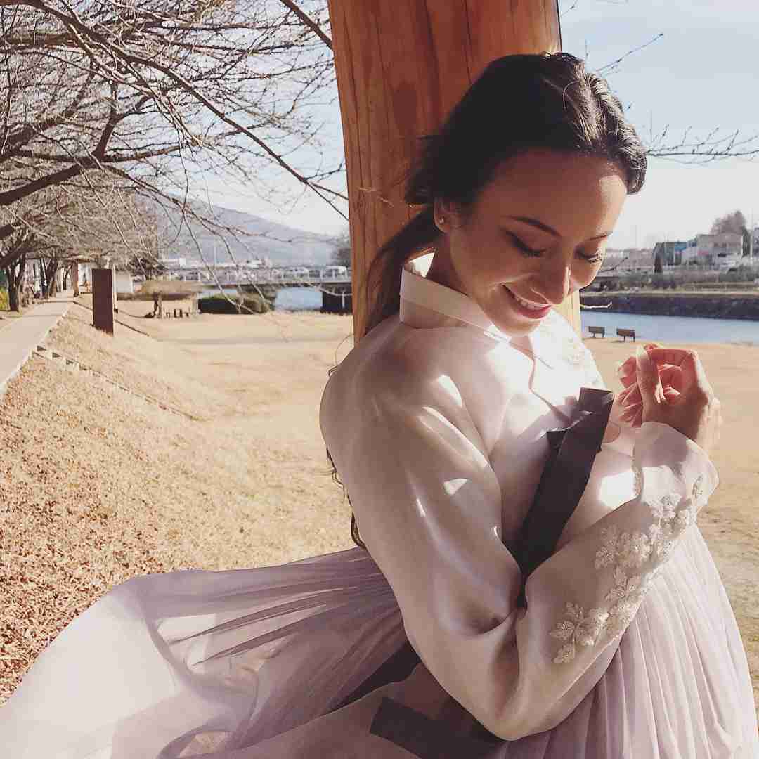 道端アンジェリカ on Instagram: “✨???????✨ #hanbok @hanbok_thedan #thedan”