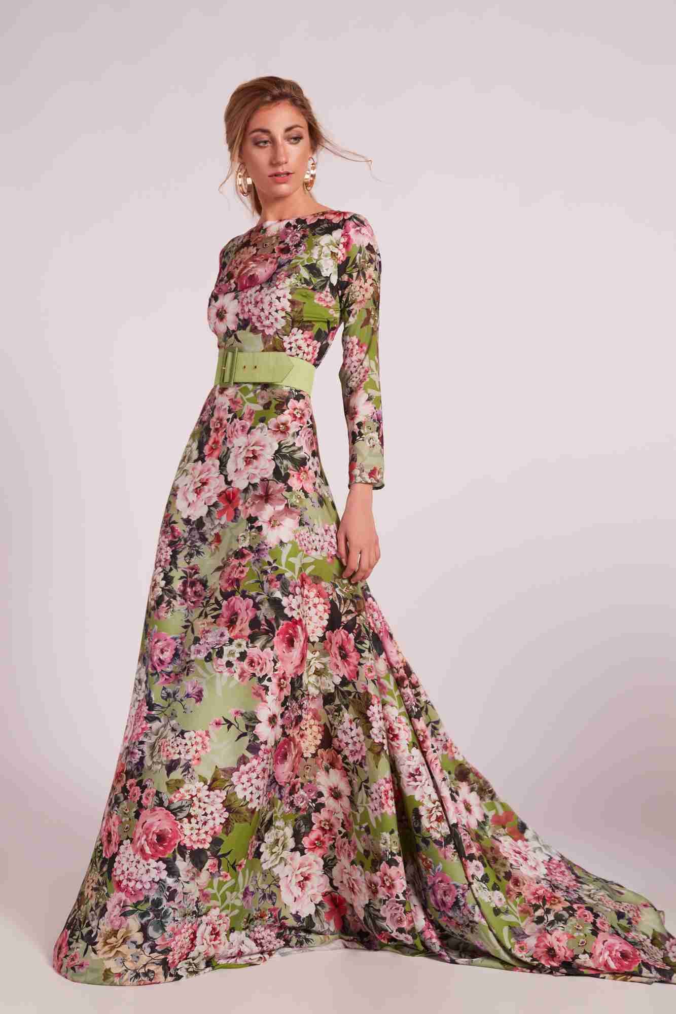 Pleated long dress without shoulders in green - Summer 2019
