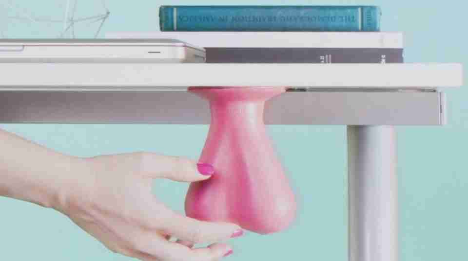 こっそりタマタマをニギニギできるストレス解消グッズ｢ナイスボールズ｣ | ギズモード・ジャパン