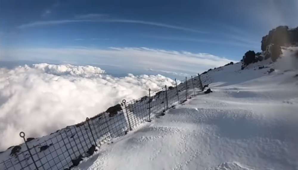 なぜこの時期に...ニコ生配信者、富士山で滑落か　「あっ、滑る」最後に動画はストップ : J-CASTニュース