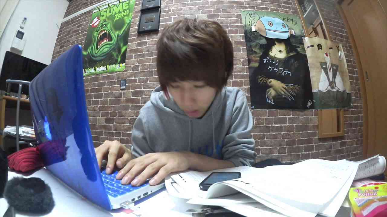 オレと一緒に課題を終わらせるためだけの動画 - YouTube