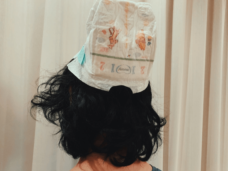 水嶋ヒロ、長女の“イタズラ”でオムツを被った姿を公開し反響「癒されます笑」「パパ最高！」