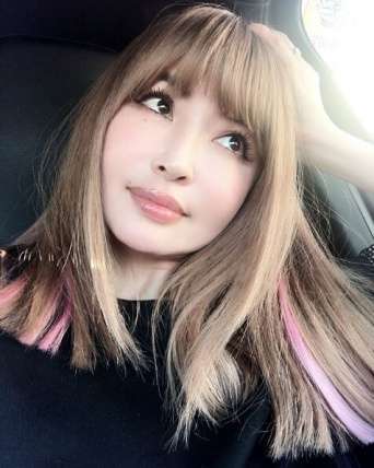 平子理沙、金髪にピンクのポイントカラーに称賛の声「過去最高の可愛さ」