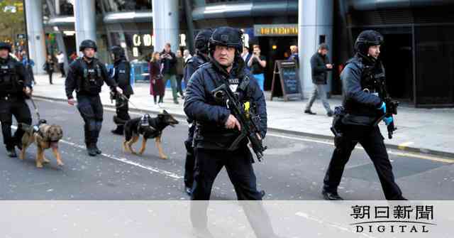 英ロンドン橋でテロ事件、２人死亡　警察が容疑者を射殺：朝日新聞デジタル