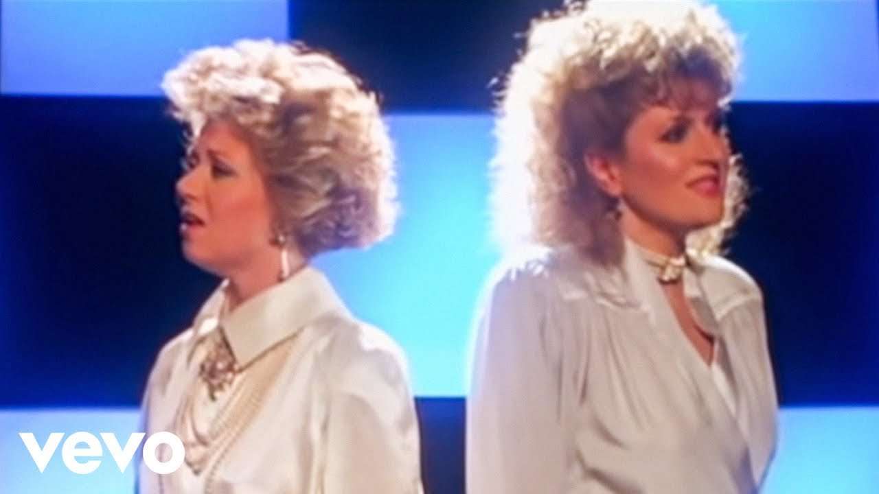 Elaine Paige, Barbara Dickson - I Know Him So Well 
