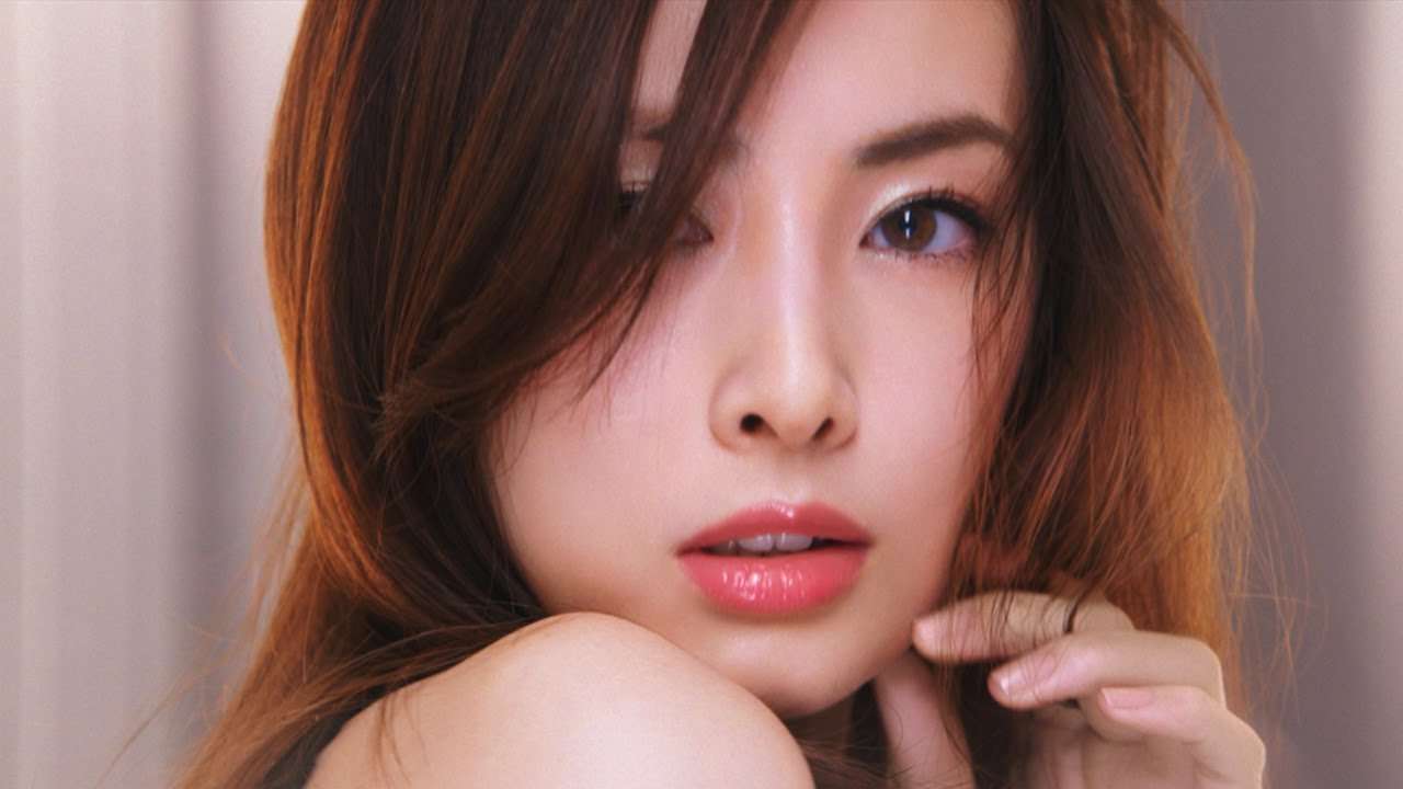 北川景子、2020年カレンダーで圧倒的な美貌溢れ出す