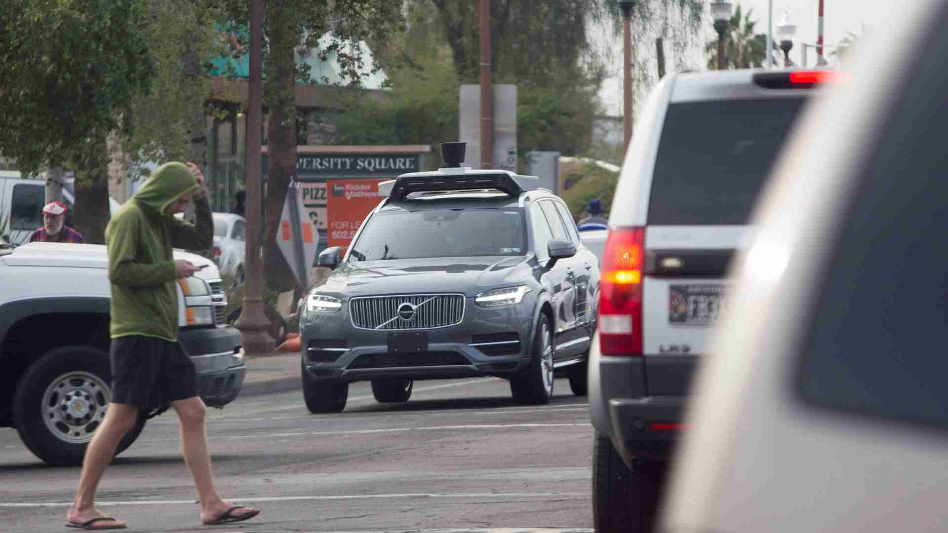 「最後まで人間だと認識できず」UberのAI車、初の死亡事故が起きた理由(平和博) - 個人 - Yahoo!ニュース