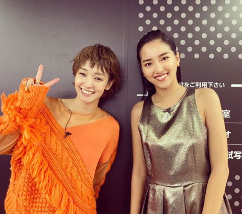 “テラハ”春花、剛力彩芽と笑顔の2ショット「久々に彩芽ちゃんに会った」