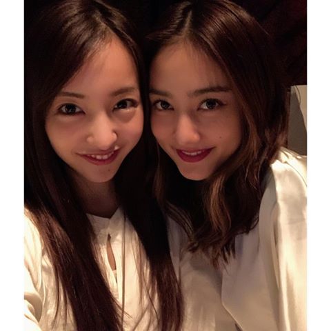 「美人姉妹みたい」「超お美しい2ショット」板野友美＆谷まりあの2ショットに反響続々 | AbemaTIMES