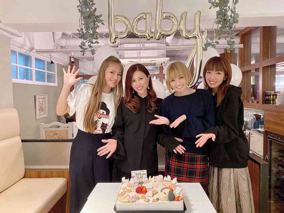 妊娠中MAX・NANAのふっくらお腹SHOT &サプライズパーティをLINAが明かし反響「美人な妊婦さん」「愛だね」