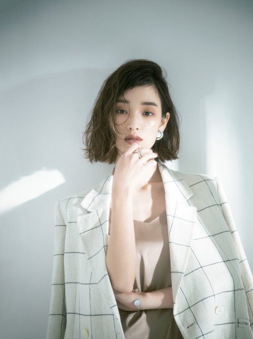 剛力彩芽さんの別れの言葉が「私は月には行けない」でかっこよすぎだと話題に