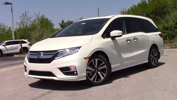 【オデッセイの敗因は？】なぜアルファード＆ヴェルファイアに勝てないのか？