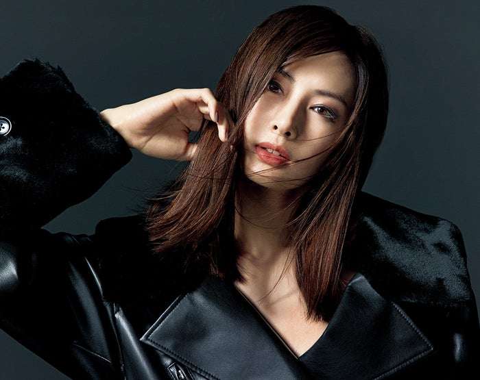 北川景子、2020年カレンダーで圧倒的な美貌溢れ出す