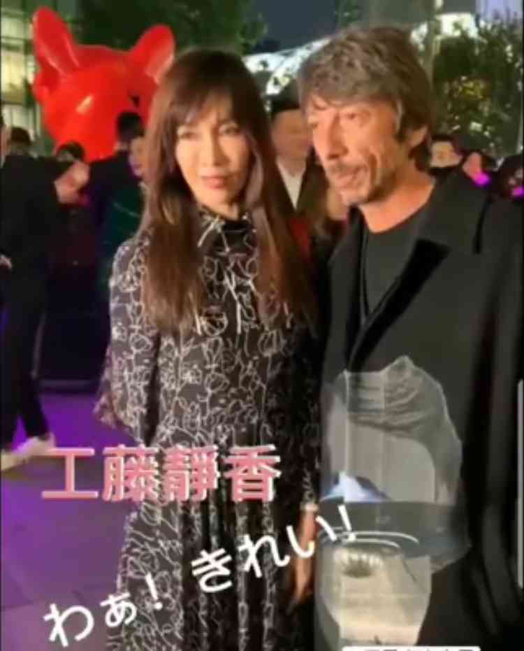Koki, 艶やかなロングドレス姿を公開「ウットリするぐらい美しい」「ステキ」の声