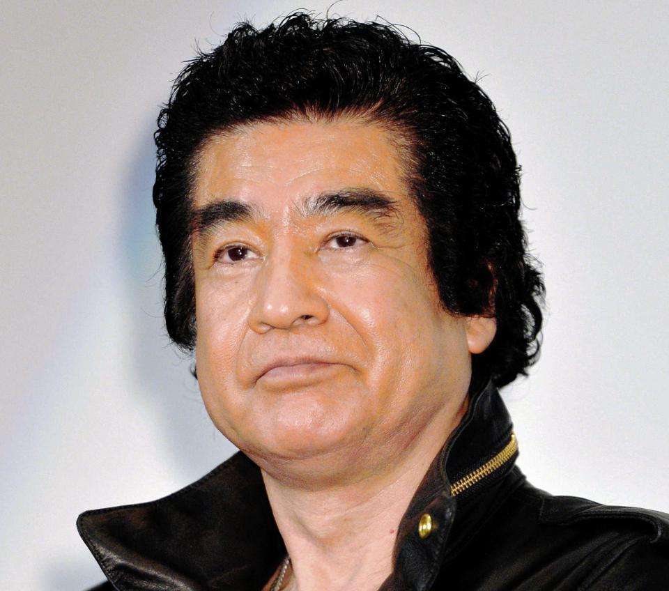 藤岡弘、が15歳長男をTV初公開「イケメンすぎ」「美形すぎ」と反響