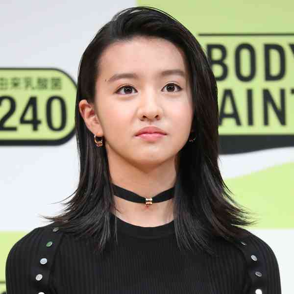 Koki, 艶やかなロングドレス姿を公開「ウットリするぐらい美しい」「ステキ」の声