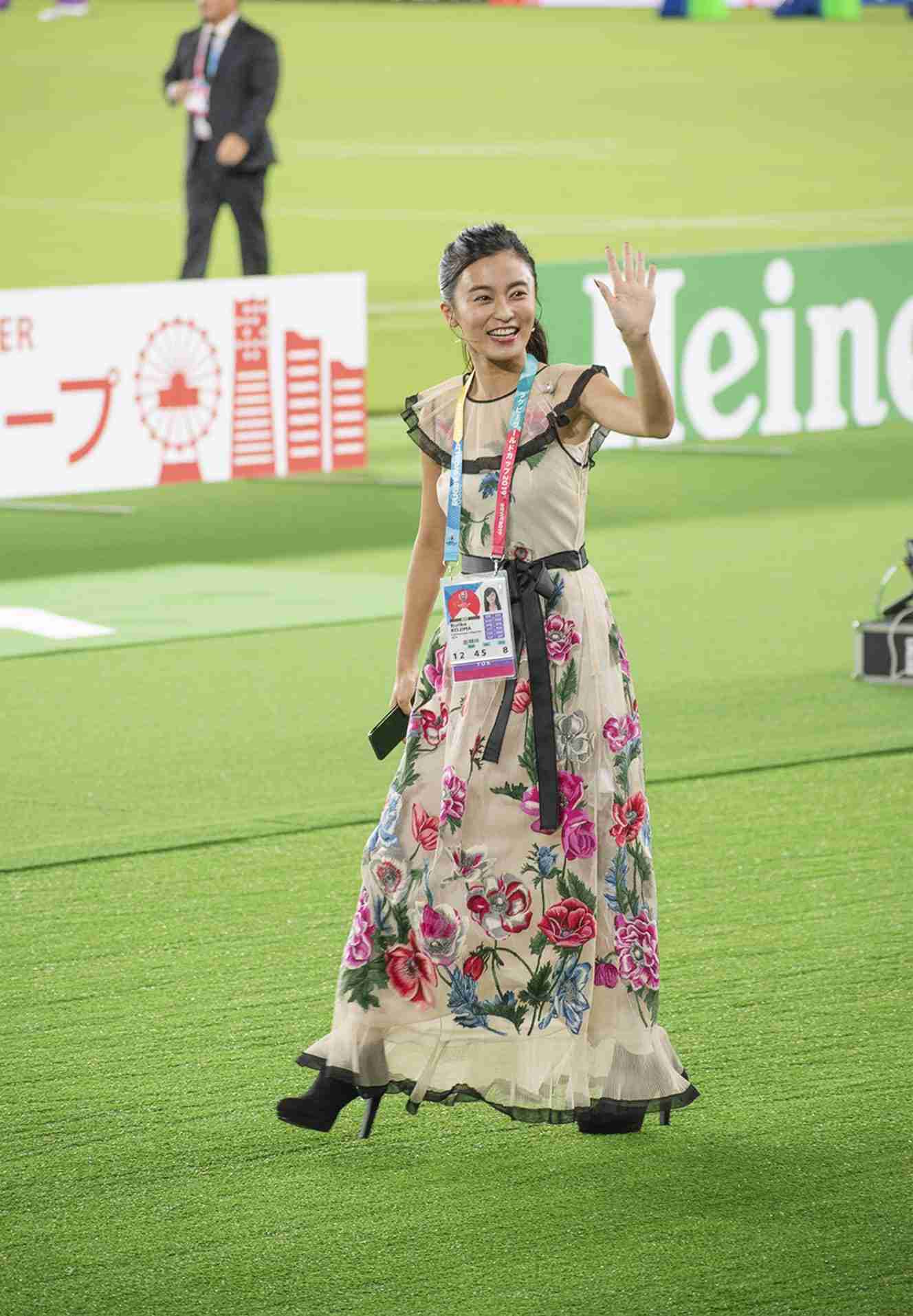 小島瑠璃子　”にわか”じゃないラグビー愛　試合観戦で大興奮！