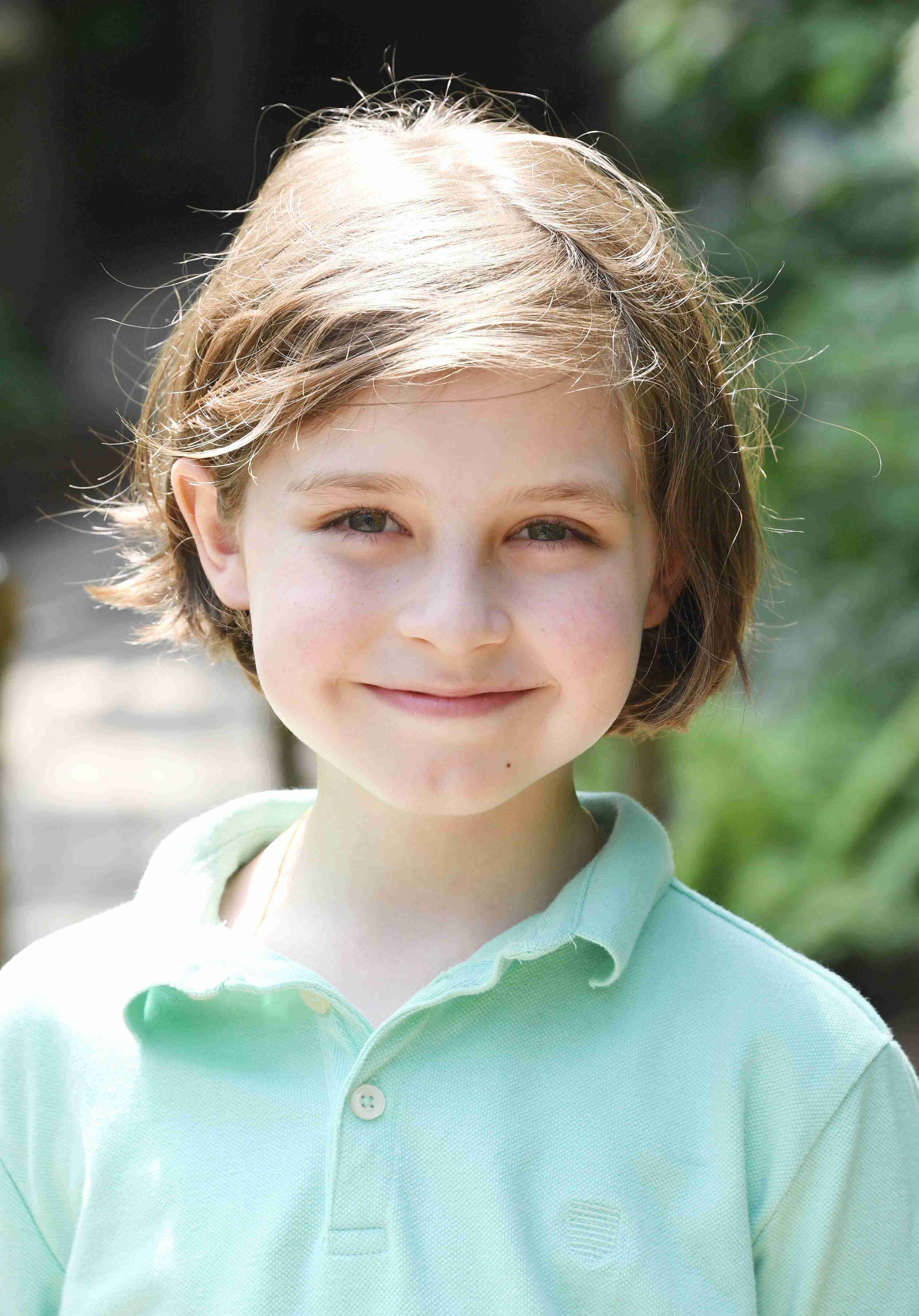 9歳のローランくん、世界最年少で大学を卒業へ。「目標は、人間の寿命を延ばすこと」 | ハフポスト