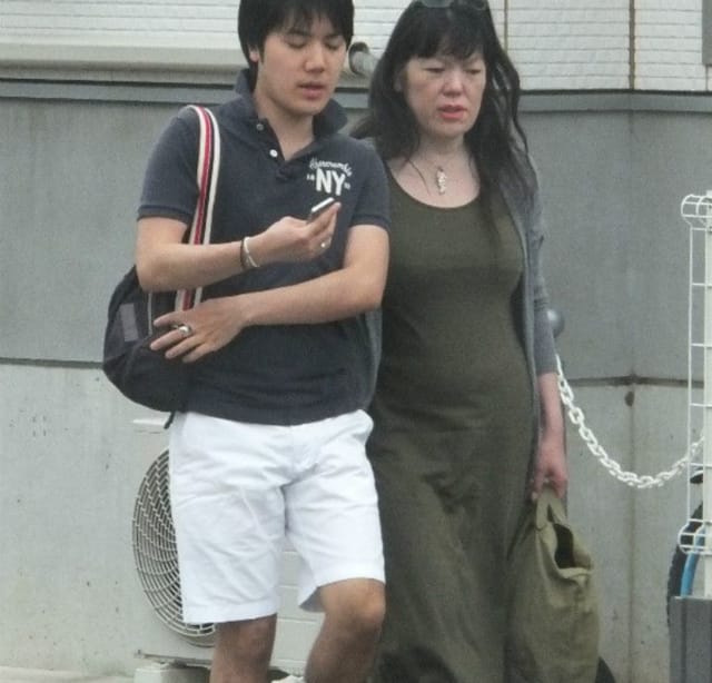 両親から援助のお金をあてにした結婚式