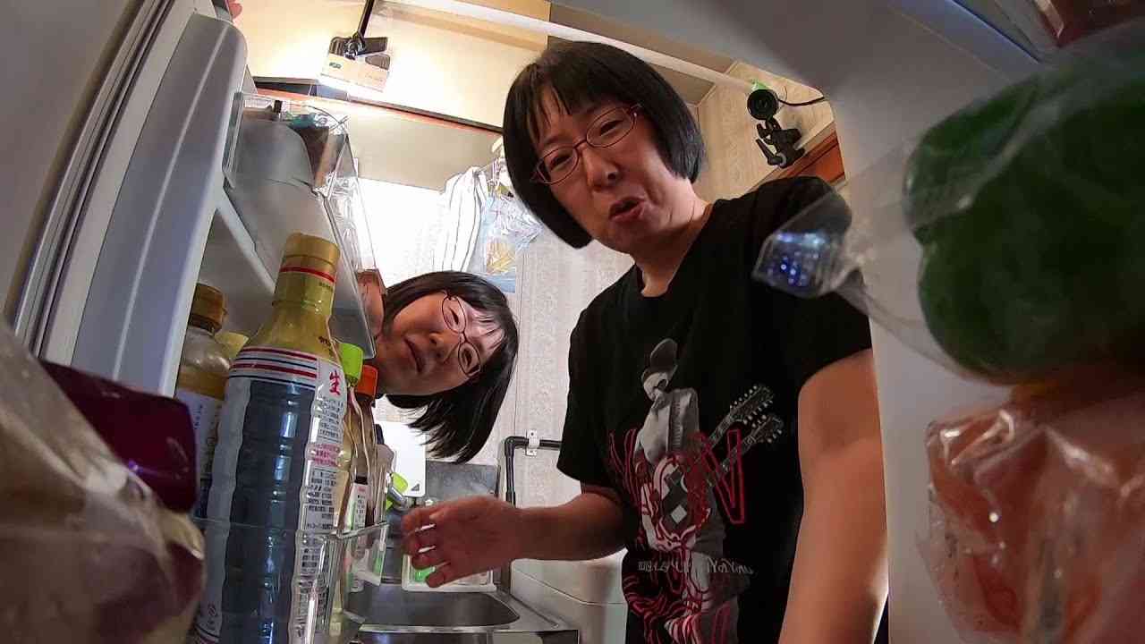 阿佐ヶ谷姉妹のモーニングルーティン - YouTube