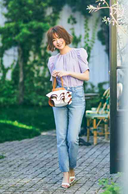 指原莉乃の「小顔ヘアアレンジ」がマネしやすいと話題に！