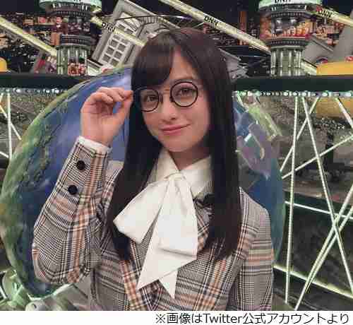 橋本環奈「だてめだよ」、“自前”メガネ姿に絶賛