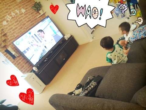 辻希美さん、部屋に“HEY”のつもり？が“HAY”（干し草の意味）の文字を飾っていて、指摘され修正するｗｗ
