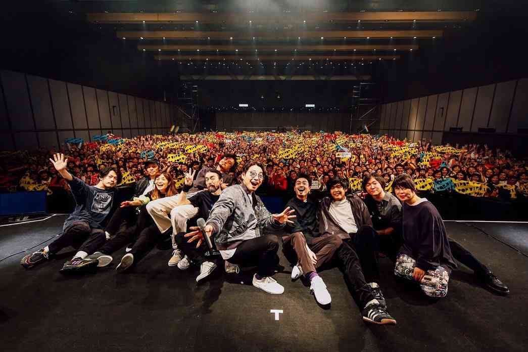 武嶋 聡 on Instagram: “星野源 “POP VIRUS” World Tour in 台湾台湾のお客さんの熱量ハンパなくて最高のライブになりました！ご飯も美味しいし、夜市も風情あって台湾大好きです！#星野源 #popvirusworldtour #台湾”