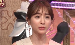 田中みな実　話題の初写真集　発売前に重版決定！22万部突破