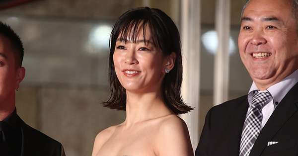 水川あさみ 仕事急増！朝ドラ夫に負けない新婚お預けの快進撃 | 女性自身