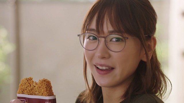 新垣結衣がYouTuberに！チキンラーメンCM「0秒チキンラーメン」でゆいきちがネットで話題に | Foundia（ファウンディア）