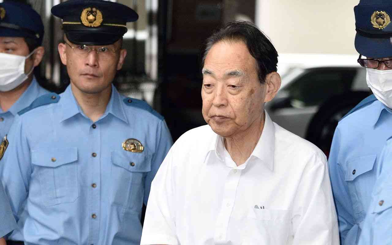 母を「愚母」と罵倒、父は「もう殺すしかない」――元農水次官が“息子殺し”という地獄に至る「修羅の18カ月」 | 文春オンライン