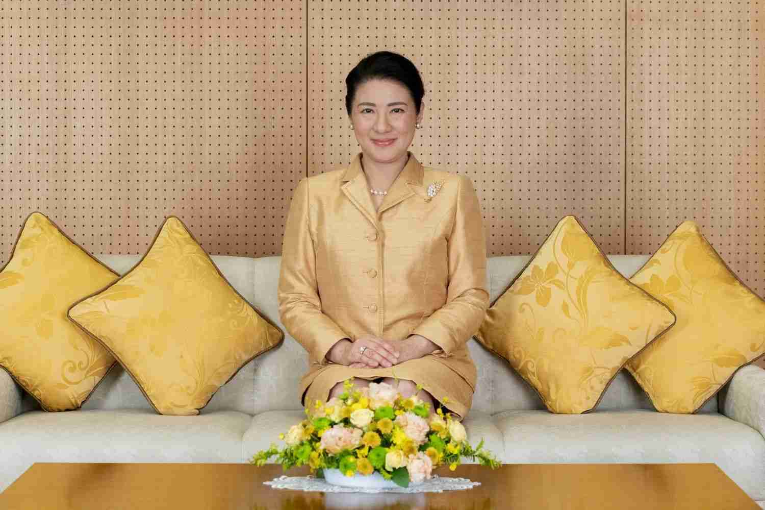 雅子さま56歳　連続「2泊3日地方ご訪問」という“変化”と、愛子さまとの“共通点”（文春オンライン） - Yahoo!ニュース