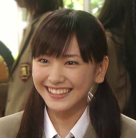 新垣結衣、7年ぶりビジュアルブックが異例の即完売で重版決定