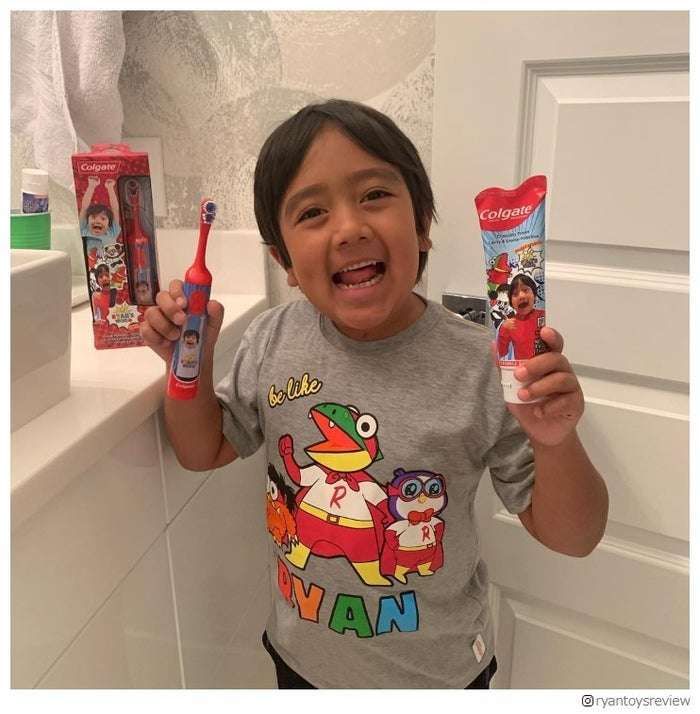 今年最も稼いだYouTuberは“年収28億円”8歳児 3位は5歳児 - モデルプレス