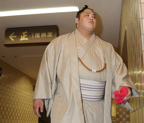 協会「間違いだった」インフル感染貴源治が巡業取組 - 大相撲 : 日刊スポーツ
