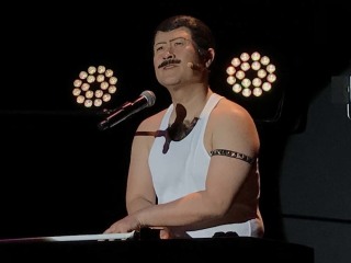 いろいろなQueenを見たい