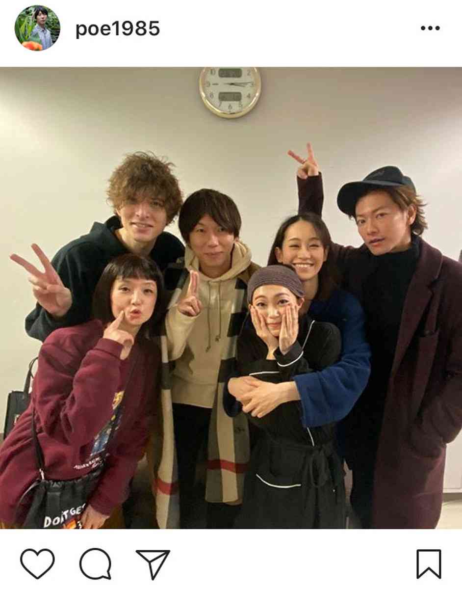 古市憲寿氏、城田優の誕生日に佐藤健ら超豪華ショット公開「ちゃぴがいる」「ルーキーズが懐かしい」などの声