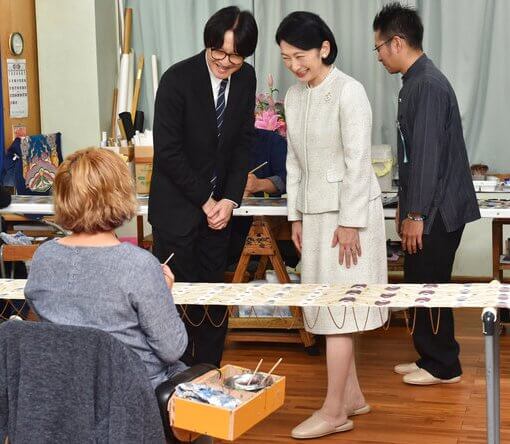 上皇后さま、血混じる嘔吐も　ストレス原因か、経過観察　宮内庁