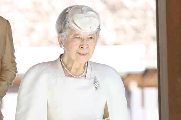 美智子さま「ミテコとは誰のことですか？」とご質問　宮内庁職員「滝汗」 | 菊ノ紋ニュース