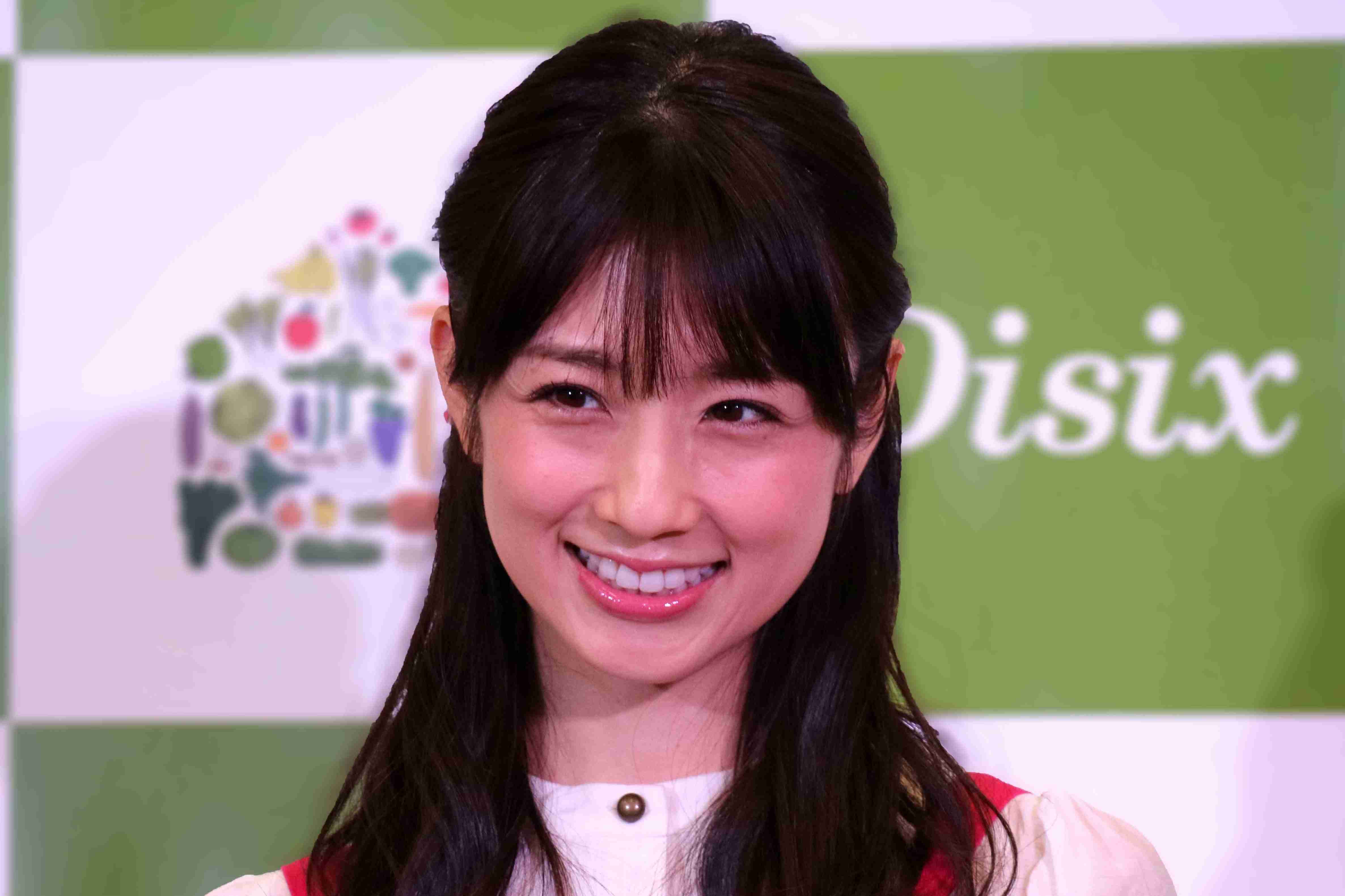 小倉優子、小1息子がサンタに宛てた手紙　「達筆ぶり」に注目集まる – ニュースサイトしらべぇ