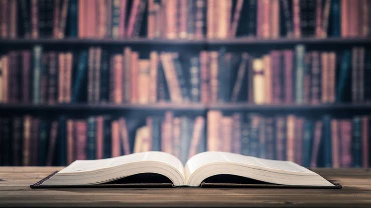 架空のタイトルを書くと誰かがあらすじを考えてくれるトピ
