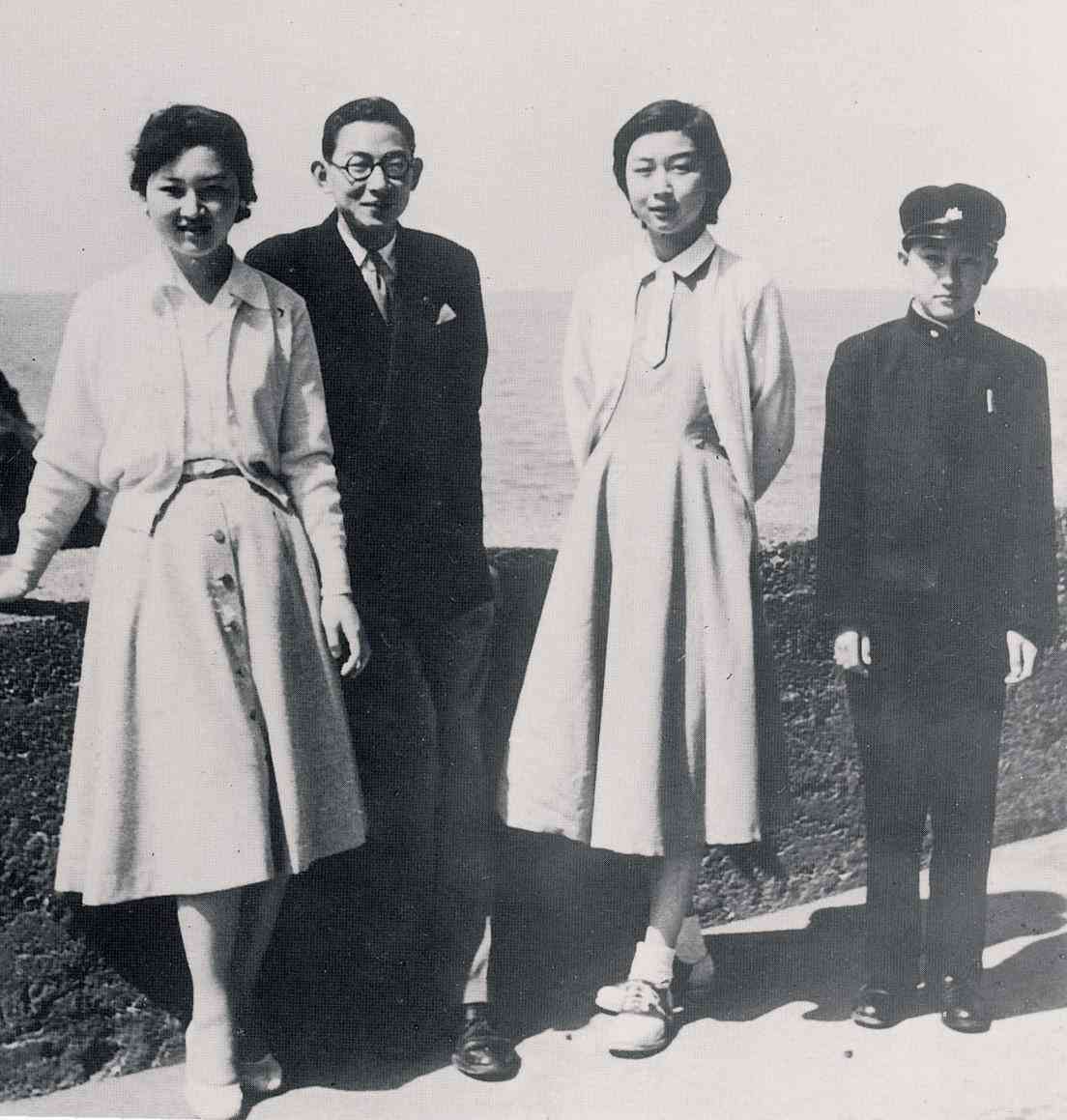 上皇后さま、血混じる嘔吐も ストレス原因か、経過観察 宮内庁