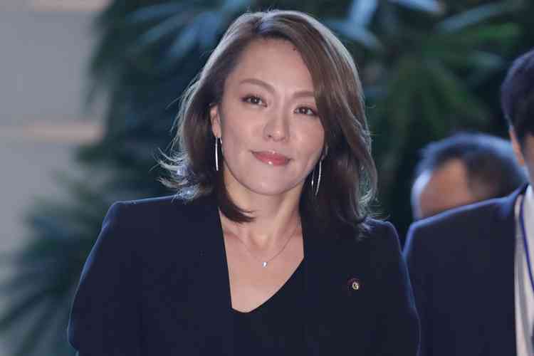 今井絵理子議員　沖縄半グレリーダー疑惑男性との写真流出｜NEWSポストセブン