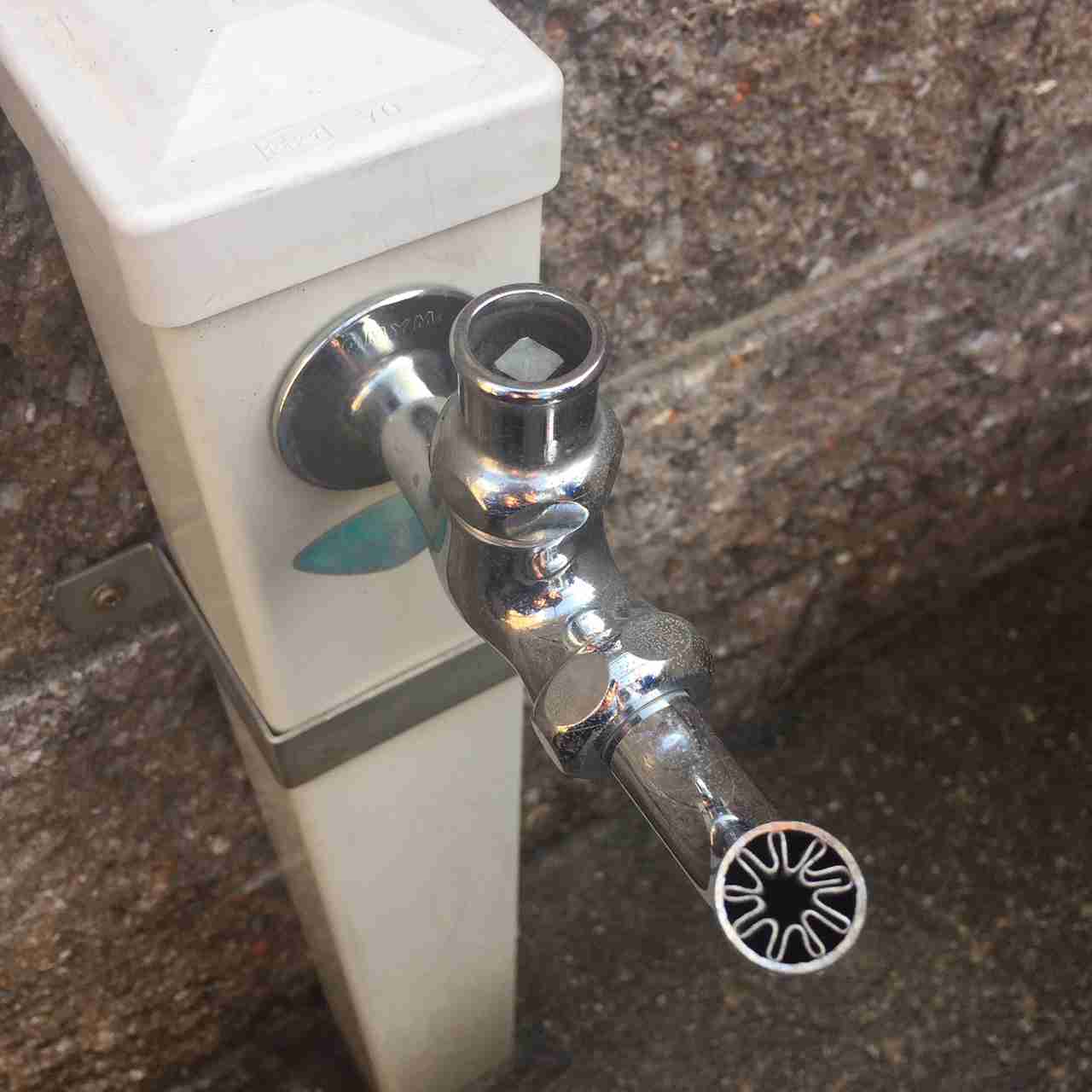 こんなときどうする!?水道蛇口の先端の金具（整流版）がとれたとき | もっとわくわくマンションライフ｜マンションライフのお役立ち情報