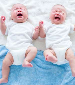心が折れっぱなし…「双子育児」の過酷すぎる現実