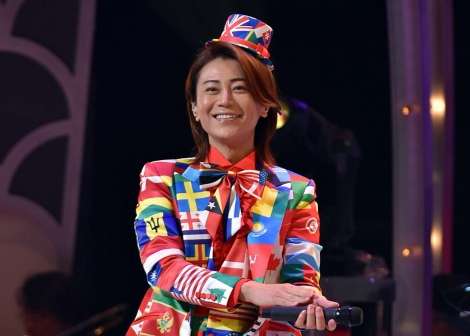 氷川きよし、Xmasライブで衣装8変化 「ボヘミアン・ラプソディ」日本語カバーで観客圧倒