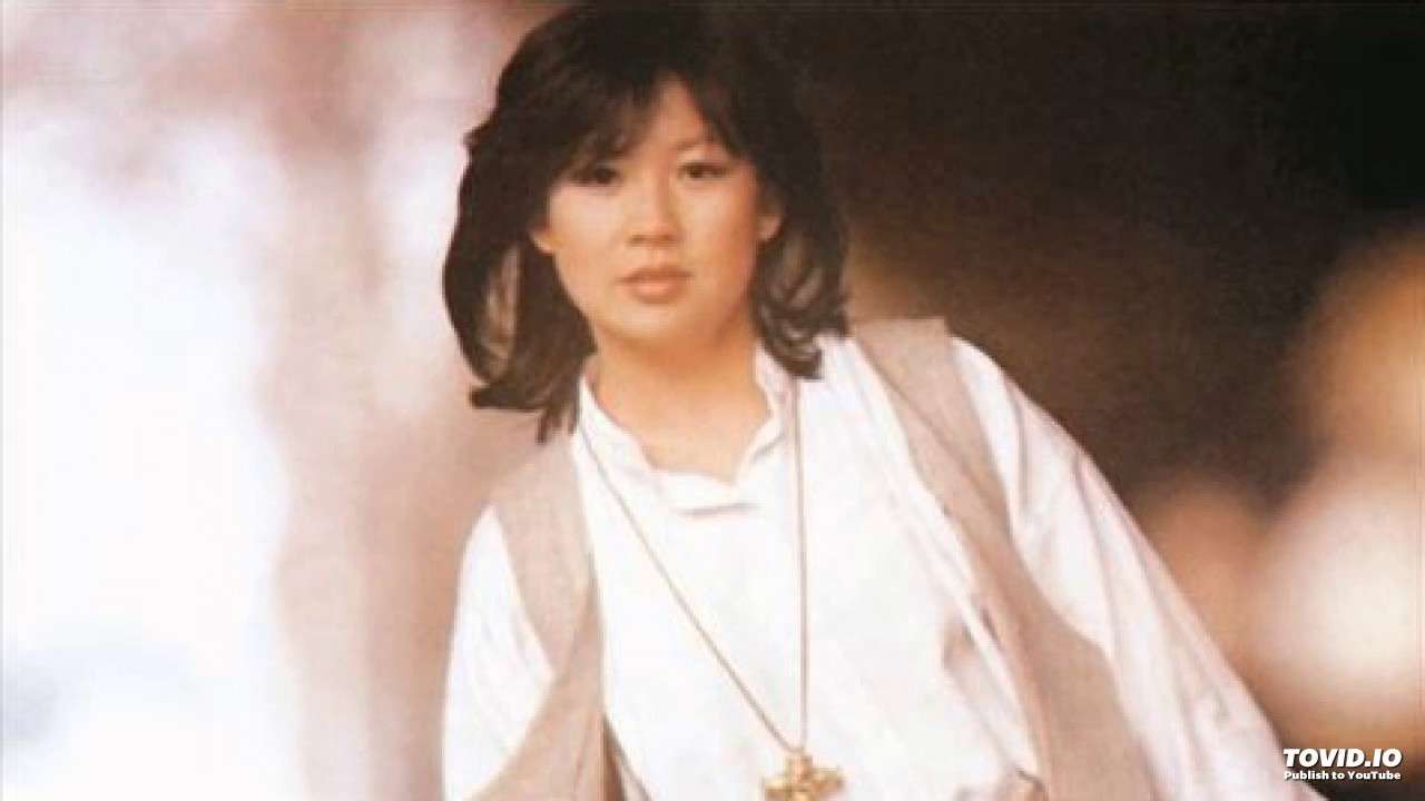 八神純子 – 思い出は美しすぎて - YouTube