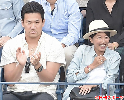 美人ばかり！里田まいがヤンキース選手夫人らと写真
