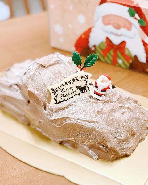 「パティシエさんみたい」篠田麻里子、お手製のクリスマスケーキをファン絶賛 | AbemaTIMES